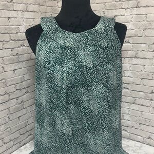 Banana Republic Green and White Sleeveless Boxy Blouse
